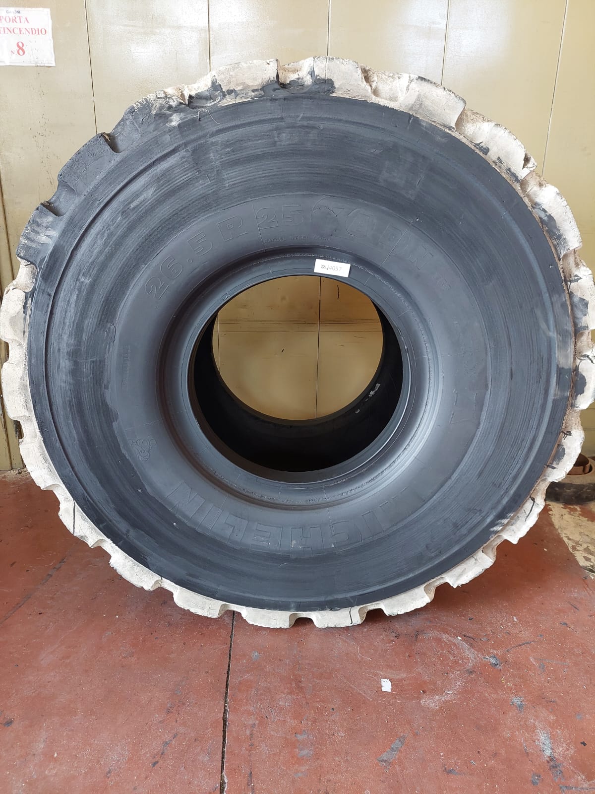 #4057 26.5R25 Michelin CLDD1 * 193B Residuo 16/26 mm - immagine 2