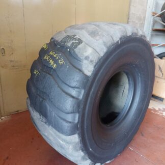 #4063 30/65R25 Bridgestone VLT */** Residuo 16/16 mm