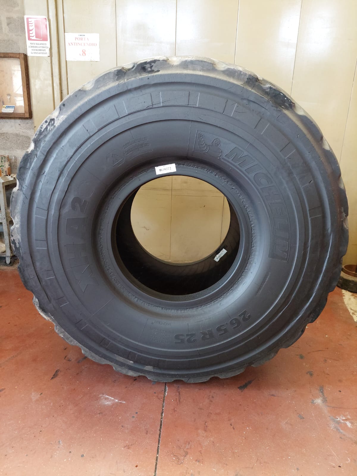 #4072 26.5R25 Michelin XHA2 ** L3 Residuo 15/14 mm - immagine 3
