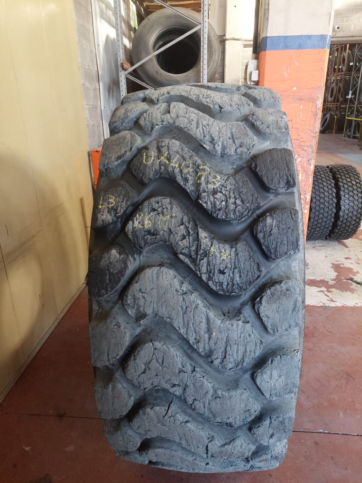 #4083 26.5R25 Michelin XHA2** L3 Residuo 30\33 mm - immagine 3