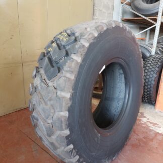 #4097 17.5R25 Carcassa integrale ricostruita CH marangoni * Residuo 28/28 mm