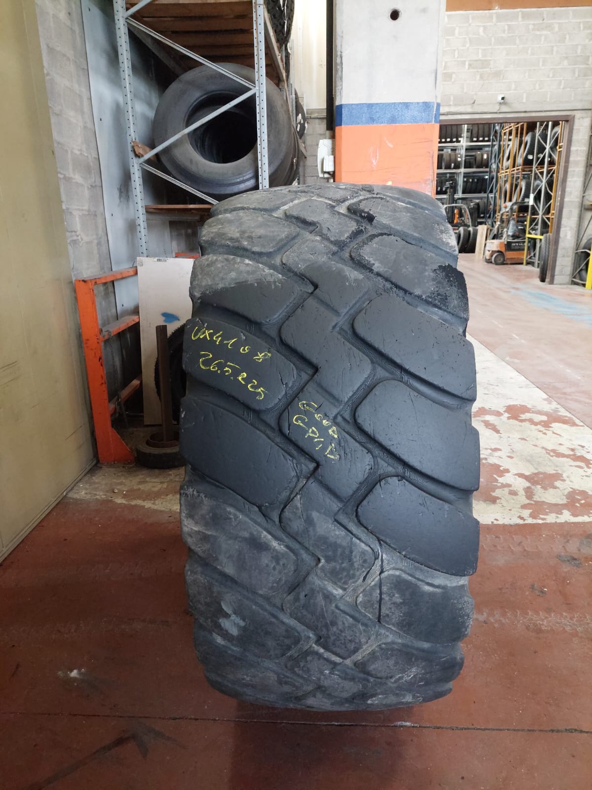 #41078 26.5R25 GOODYEAR GP-4D ** L4 Residuo 18/18 mm - immagine 3
