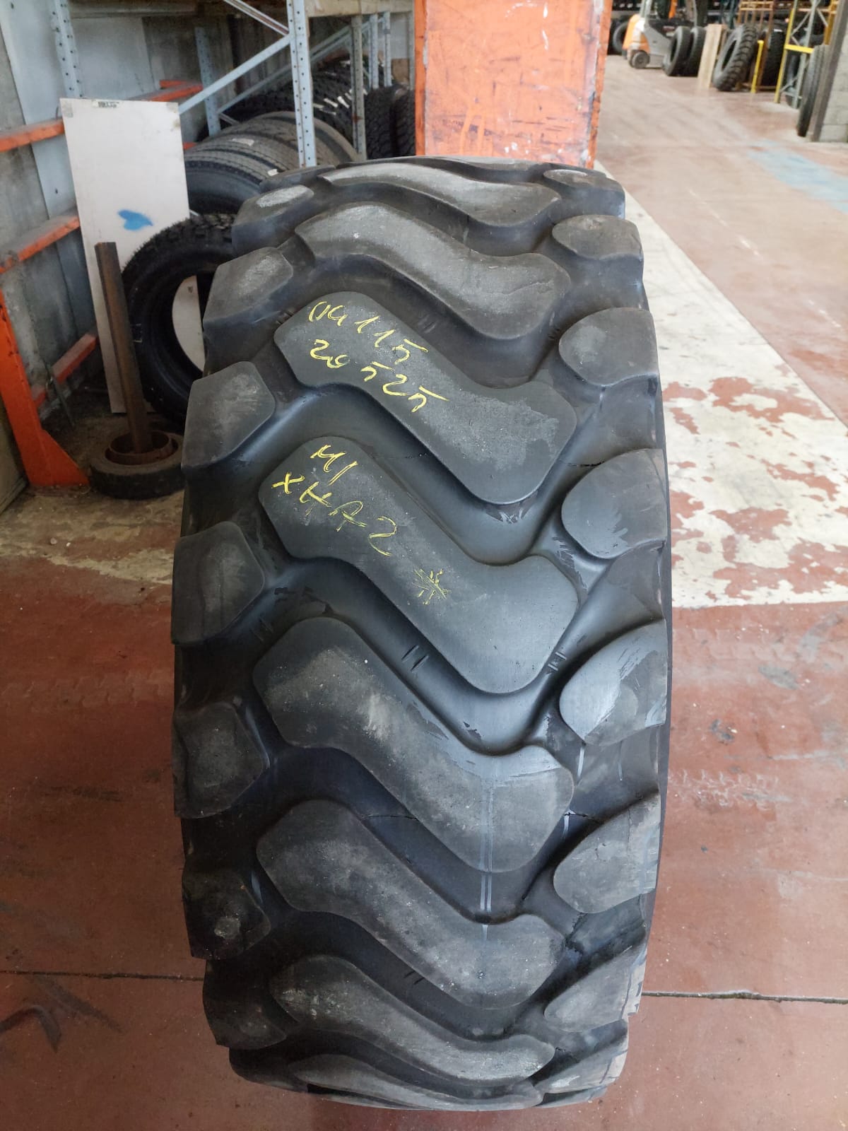 #4115 20.5R25 Michelin XHA2 * Residuo 20/15 mm - immagine 3